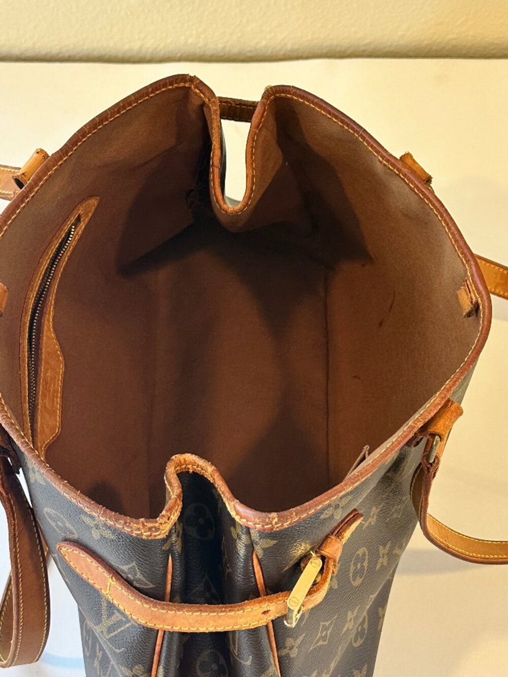 Louis Vuitton Batignolles Horizontal Monogram Tote